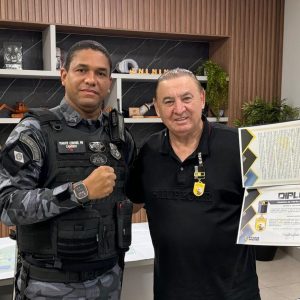 Deputado Nininho é homenageado em Rondonópolis com Medalha de Mérito da Força Tática da Polícia Militar